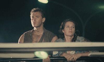 群尸屠城1在线观看,尸潮肆虐，生死存亡的残酷较量  第3张